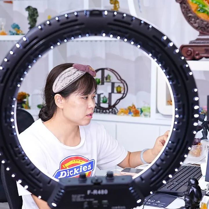 芯联直播首秀震撼开启揭秘科技背后的创新力量