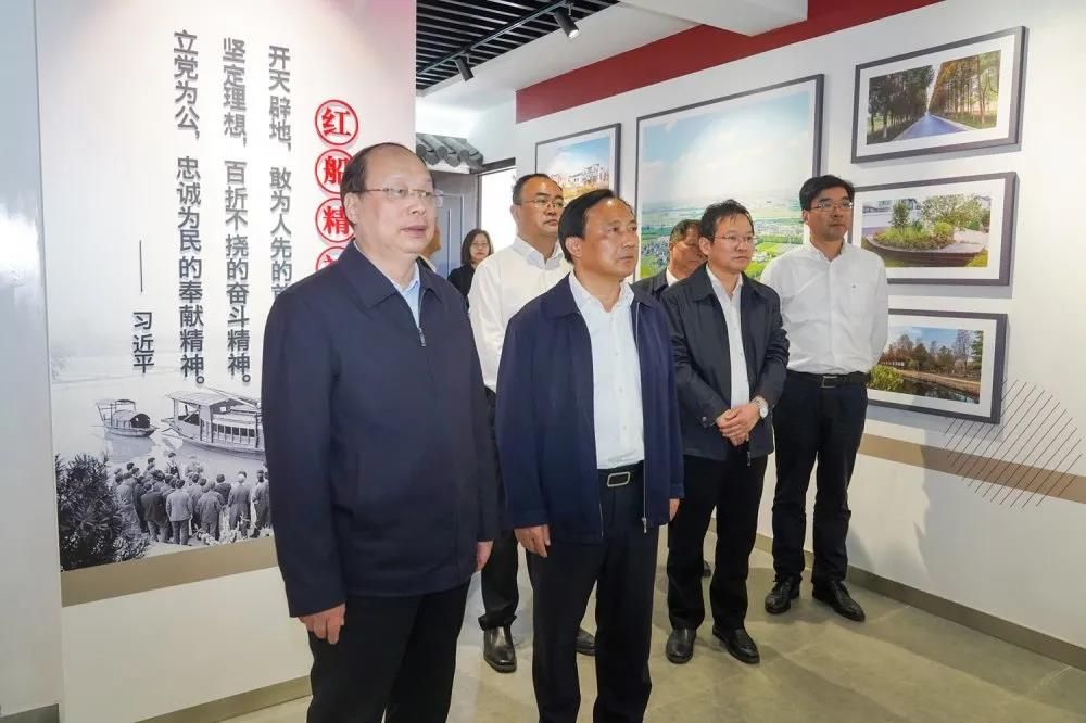 苏州市委副秘书长,苏州市档案局局长祁立春,昆山市委副书记张月林