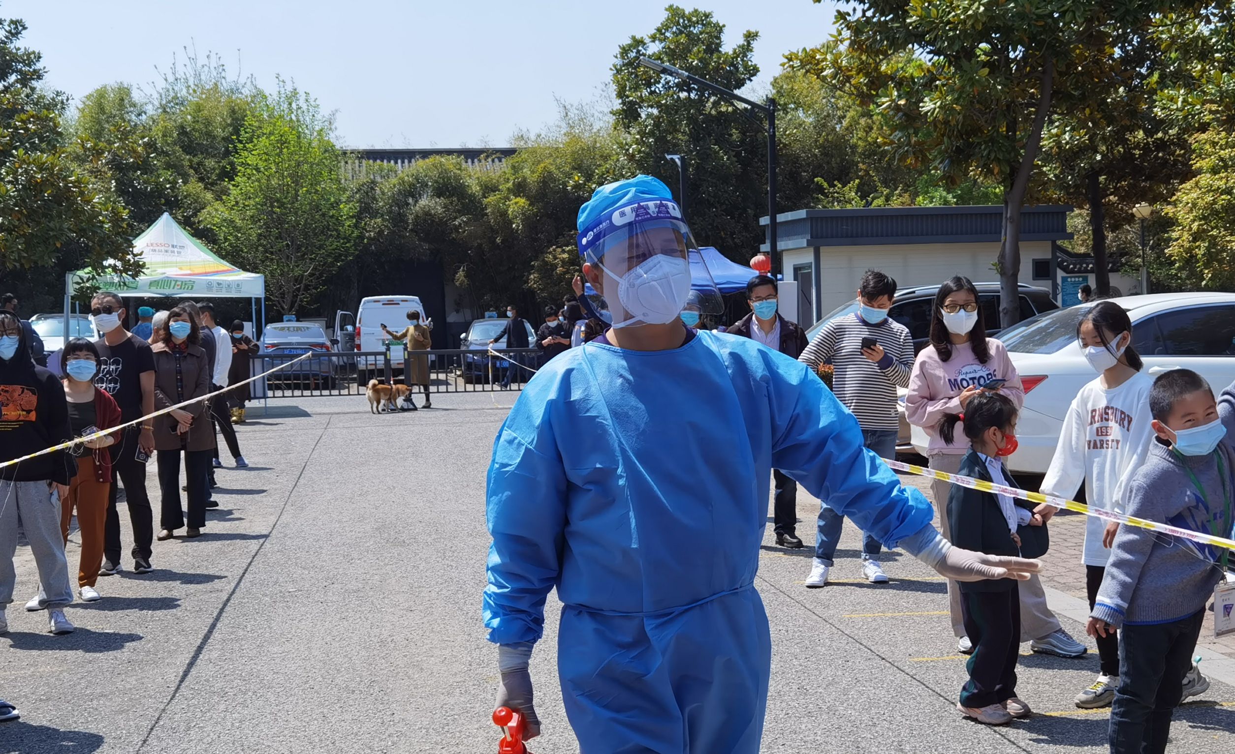 "全市各级各类志愿服务组织,志愿者朋友们:当前,新冠疫情防控形势严峻