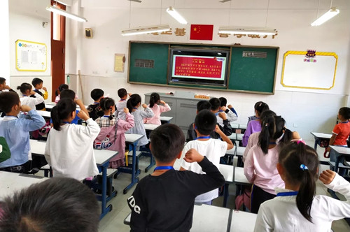 学习宣誓.jpg