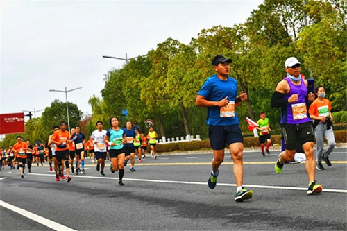 马拉松1.webp.jpg 马拉松1.webp.jpg